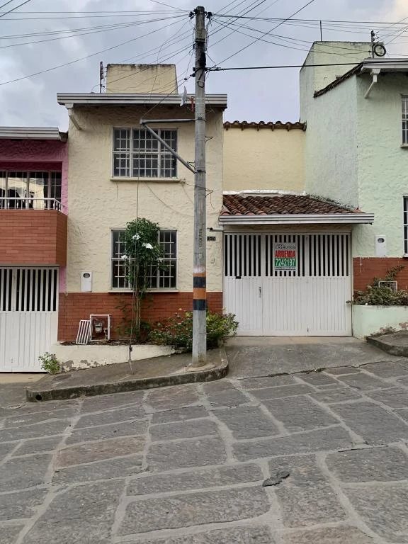 CASA B. BETANIA