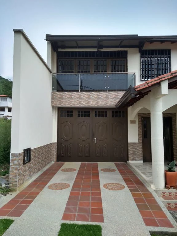 CASA CONJUNTO RESIDENCIAL BELLA ISLA