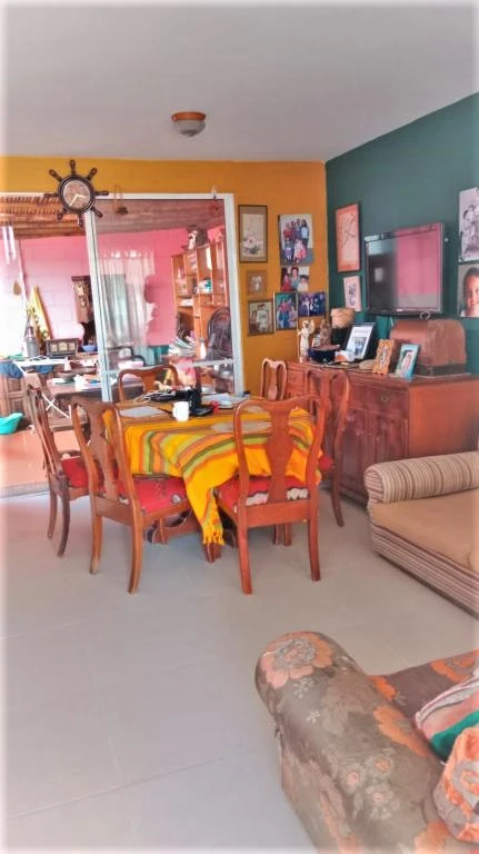 CASA A 17 URBANIZACIÓN TERRA DEL FIKAL M. CURITI 
