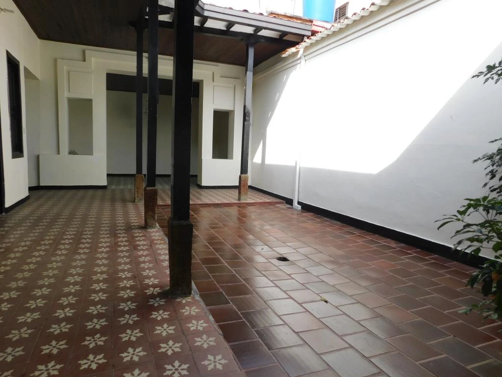 CASA B. EL MONASTERIO M. SOCORRO 
