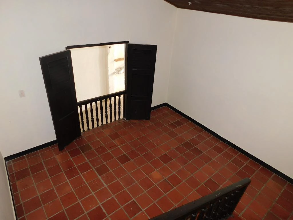 CASA B. EL MONASTERIO M. SOCORRO 