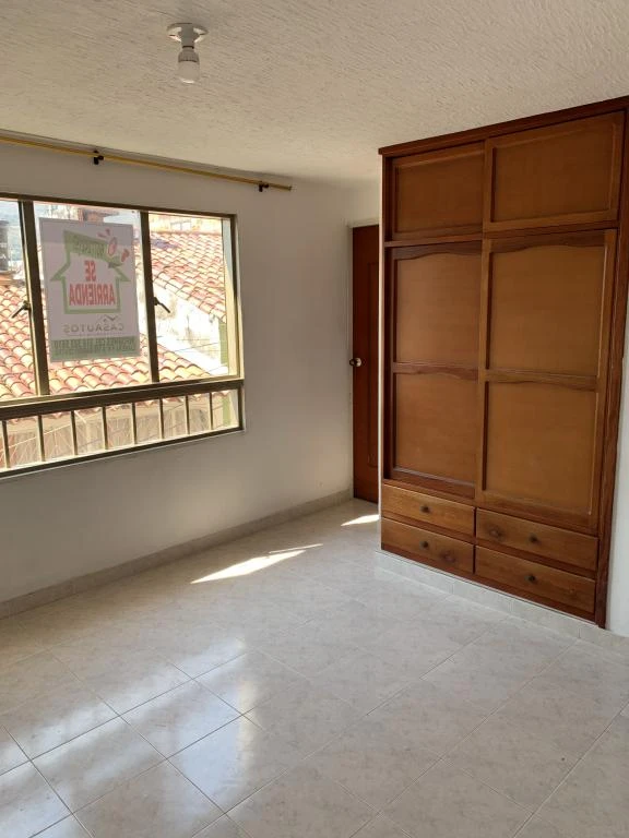 APARTAMENTO 202 B. ALTAMIRA 