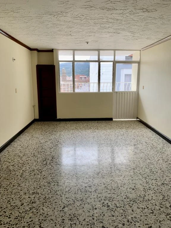 APARTAMENTO 501 EDIFICIO SEVILLA B. CENTRO