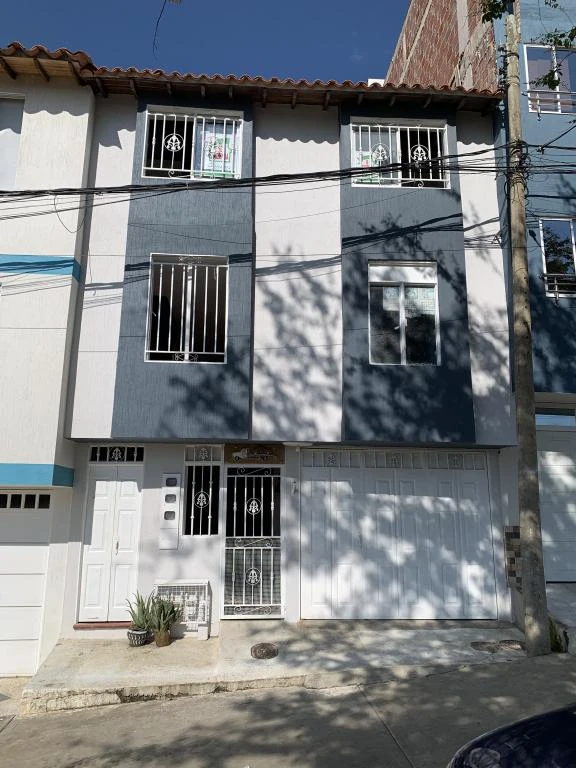 CALLE 31C NO. 13-57 APARTAMENTO 301 B. VILLA EDDY