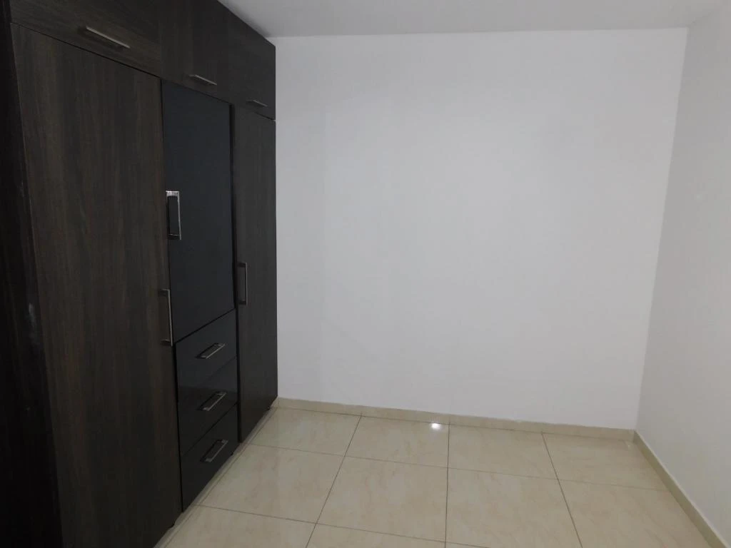 APARTAMENTO 201 B. MIRADORES DEL BOSQUE 