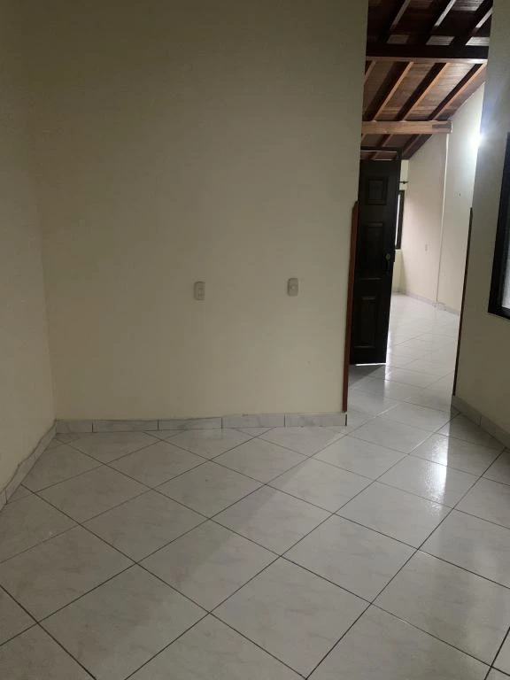 CALLE 8A NO. 5-62 APARTAMENTO 401 B.FATIMA