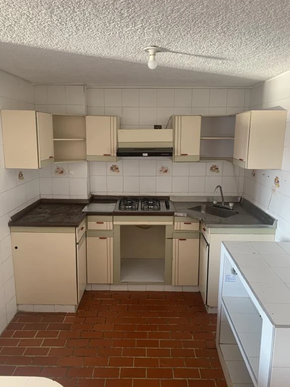 APARTAMENTO DUPLEX PISO 402 EDIFICIO SANTA MONICA B. MARIA AUXILIADORA 