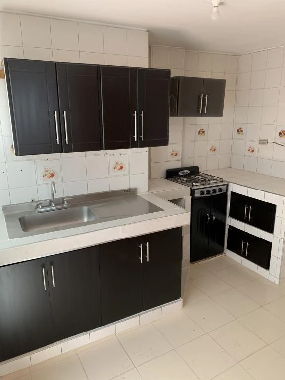 CARRERA 8 NO. 13-28 APARTAMENTO PISO 1 B. CENTRO 