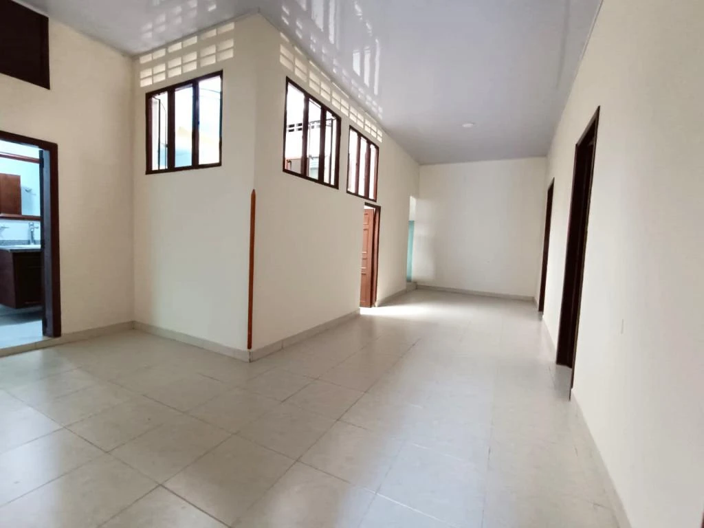 CASA CARRERA 7 BARRIO SAN JUAN DE DIOS 