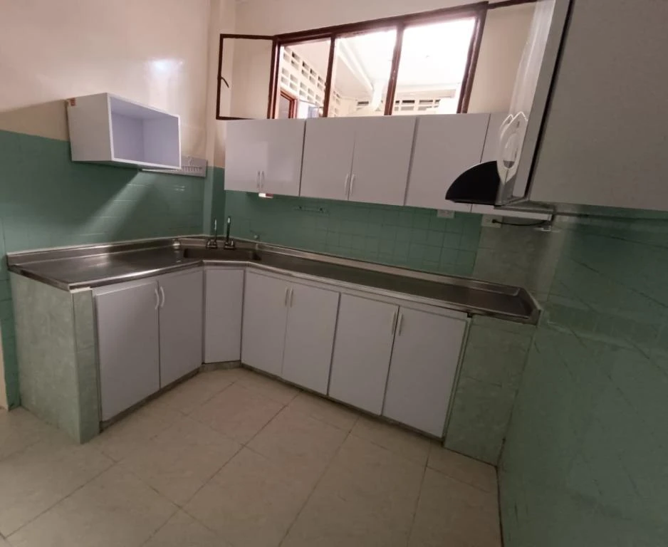 CASA CARRERA 7 BARRIO SAN JUAN DE DIOS 