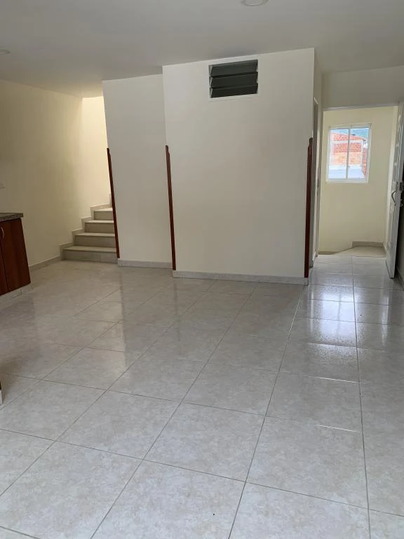 CARRERA 5 NO. 13-43 APARTA-ESTUDIO PISO 2 Y 3 DUPLEX  BARRIO SAN CARLOS