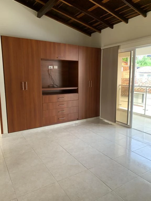 CARRERA 5 NO. 13-43 APARTA-ESTUDIO PISO 2 Y 3 DUPLEX  BARRIO SAN CARLOS