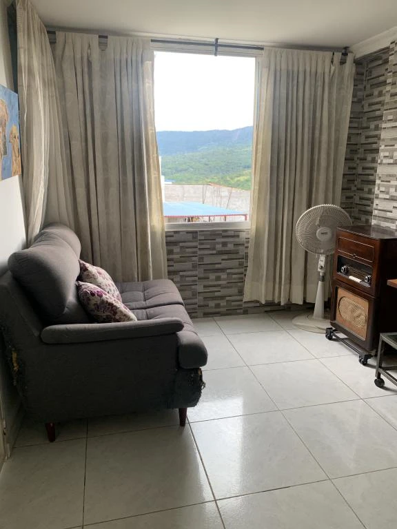 APARTAMENTO 301 TORRE 133 BARRIO SAN LUIS 