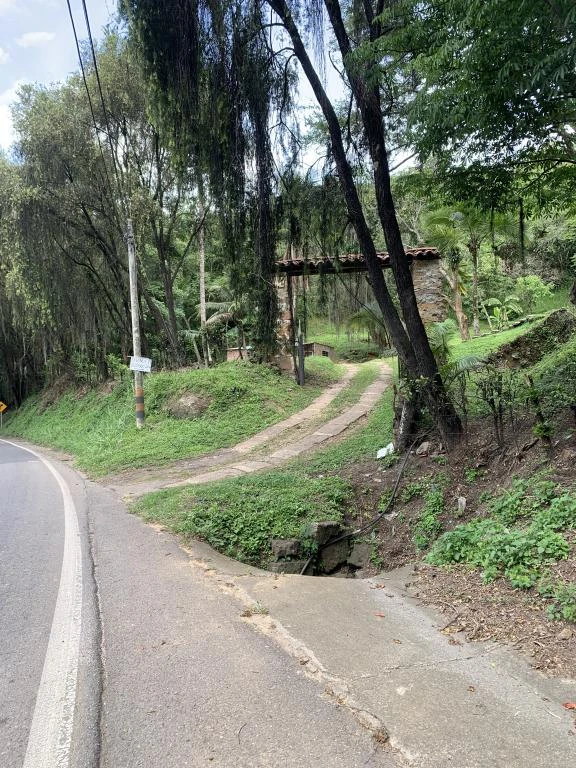 FINCA VERACRUZ VEREDA MONTECITOS 