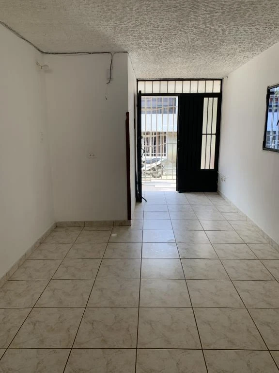 CARRERA 8B NO. 27-46 APARTAMENTO 101 EDIFICIO TAVERA MUÑOZ BARRIO COOVIP