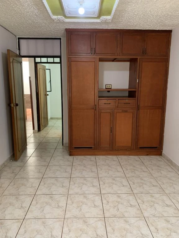 APARTAMENTO 101 EDIFICIO TAVERA MUÑOZ BARRIO COOVIP 