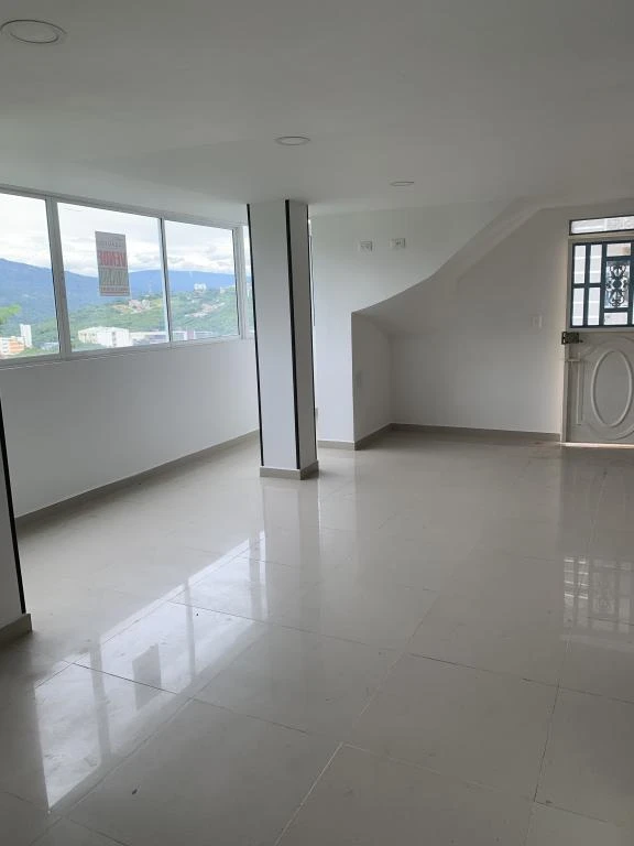 APARTAMENTO 101 BARRIO MIRADORES DEL BOSQUE 