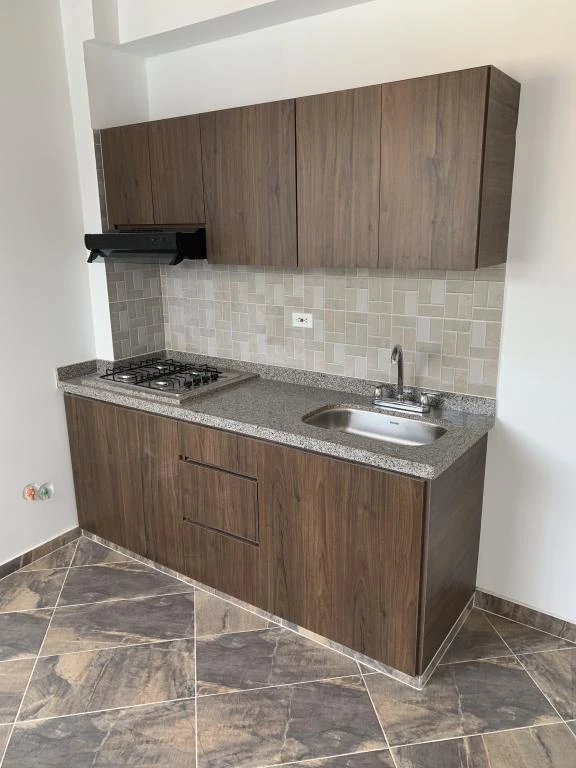 CALLE 5 NO. 7-68 APARTAMENTO 402 BARRIO RAGONESSI 