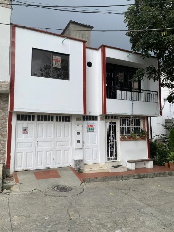 CALLE 3A NO. 12BIS-41 APARTAMENTO 201 BARRIO BELLA ISLA 