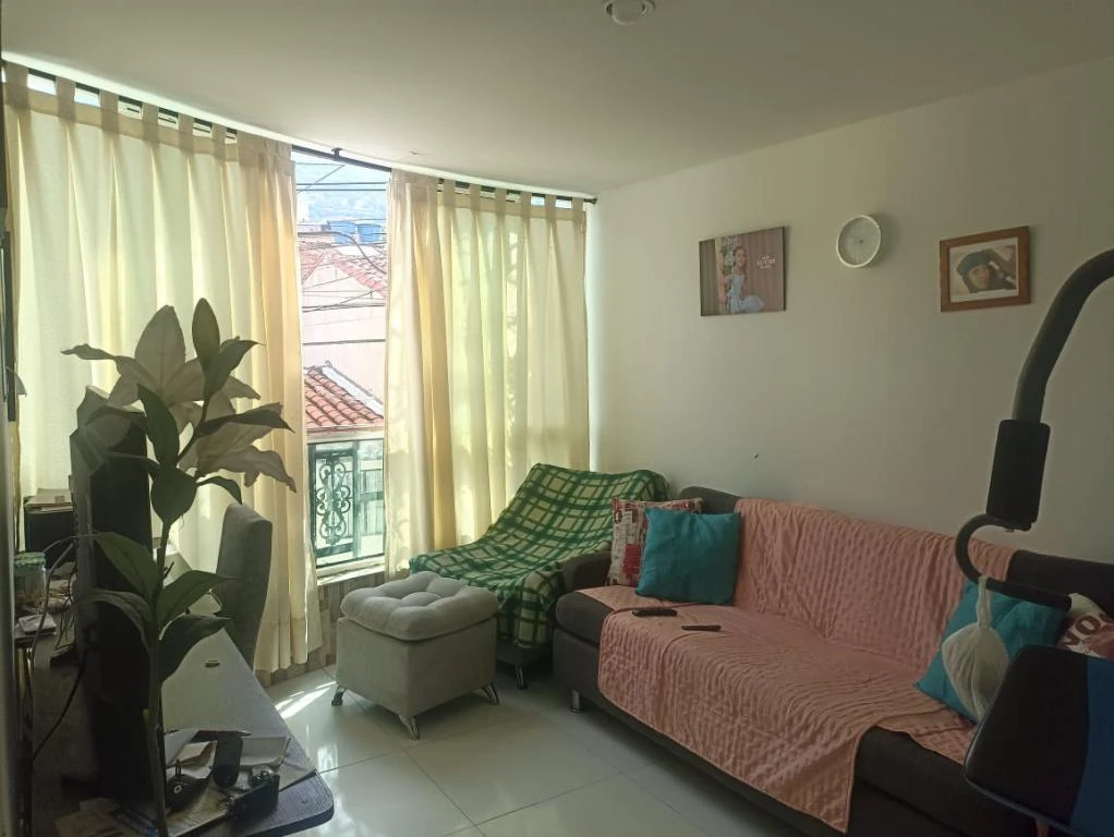 APARTAMENTO 201 BARRIO MIRADORES DEL BOSQUE 