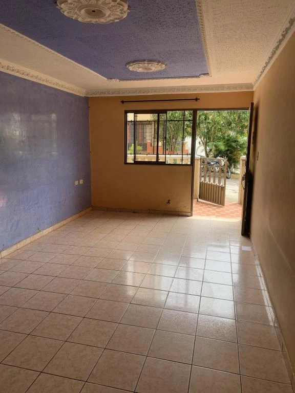 CARRERA 19 NO. 10-37 APARTAMENTO 101 BARRIO PORTAL DE LA CRUZ 