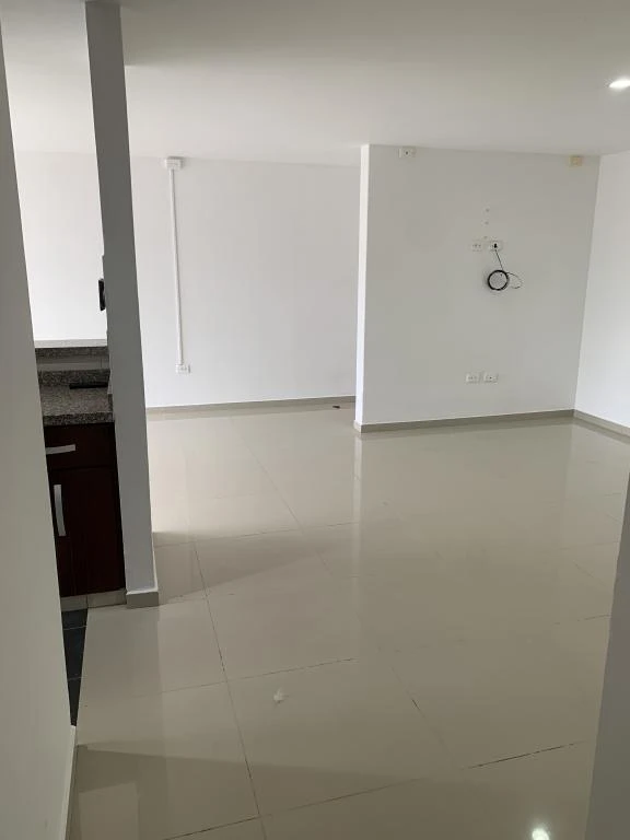CALLE 14 NO. 5-67 APARTAMENTO 402 ALTOS DEL SAN CARLOS 