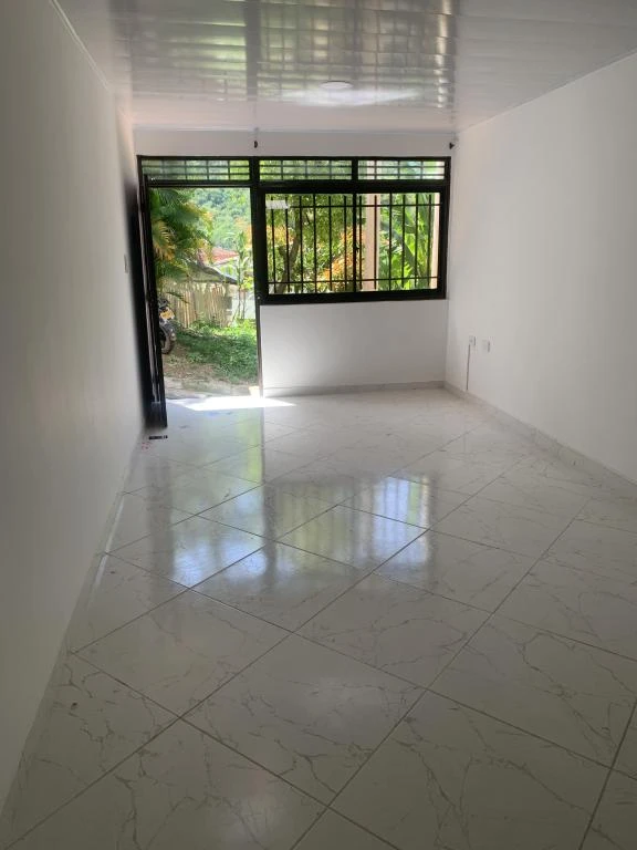 CALLE 3C NO. 6-44 APARTAMENTO 101 EDIFICIO GIL ESTEVEZ BARRIO  ALTAMIRA 