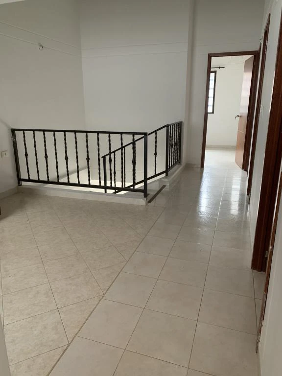 CALLE 2 SUR NO. 12-64 APARTAMENTO PISO 2 BARRIO LA FLORESTA 