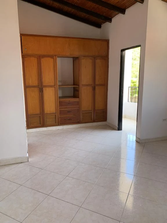 CALLE 16 NO. 18-19 APTO 301 VILLA OLIMPICA