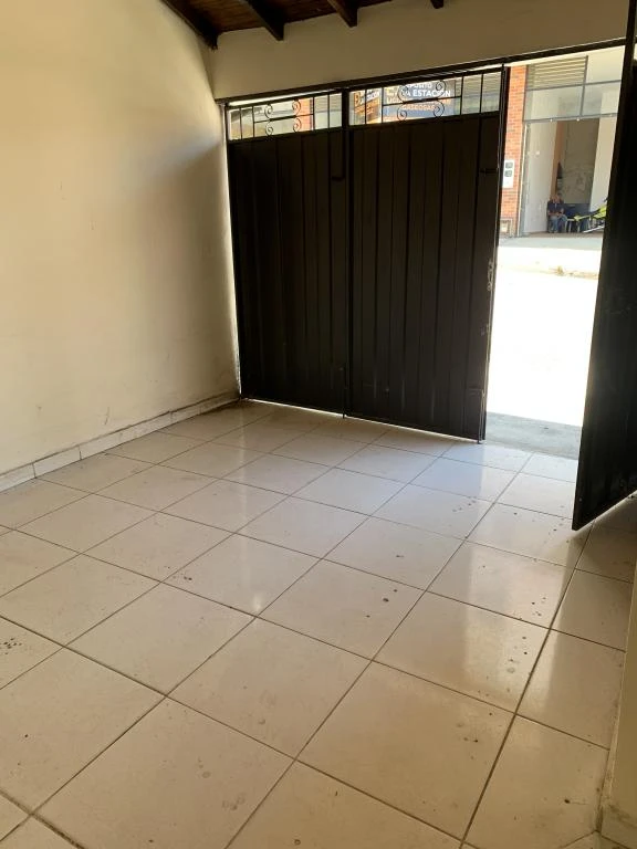 CASA ARBOLEDAS