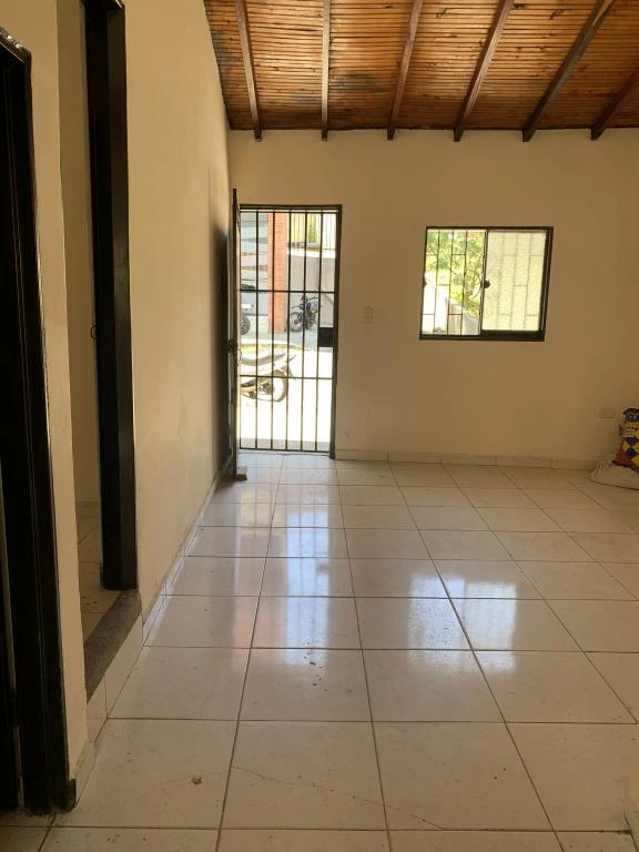 CASA ARBOLEDAS
