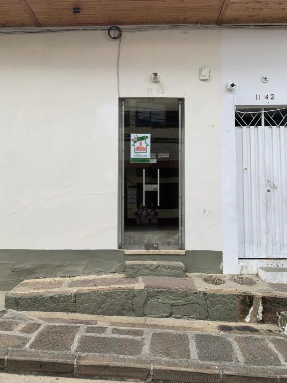 CARRERA 8 NO. 11-44 LOCAL BARRIO CENTRO 