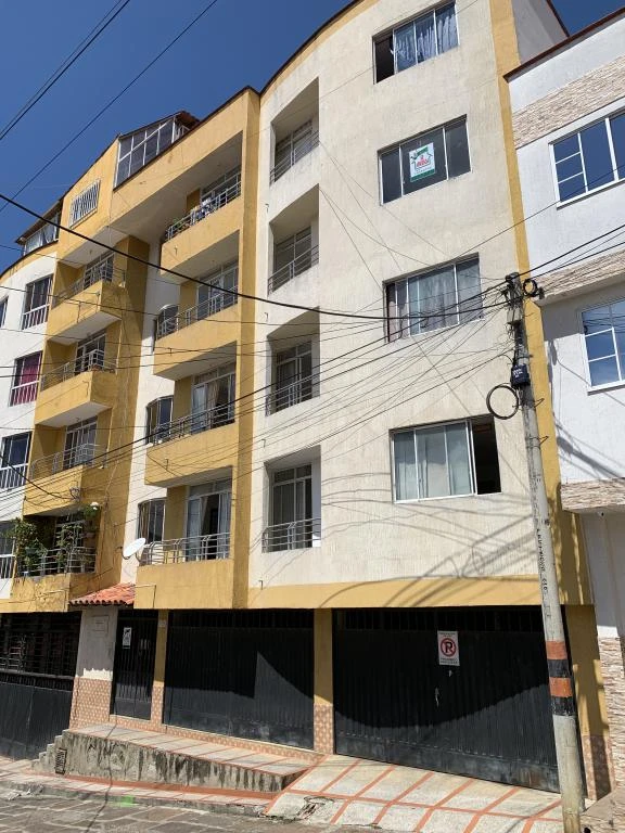 CALLE 18 NO. 7-72 APARTAMENTO 401 BARRIO PUENTE LA MAGDALENA 