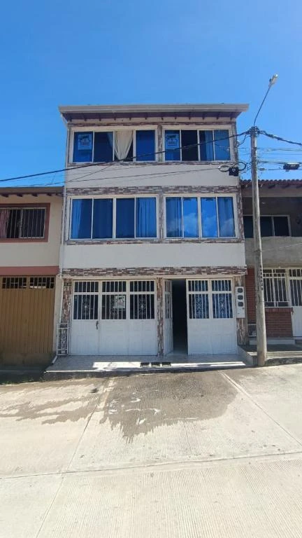 CARRERA 20 NO. 19-66 APARTAMENTO 301 DUPLEX BARRIO VILLA OLIMPICA 