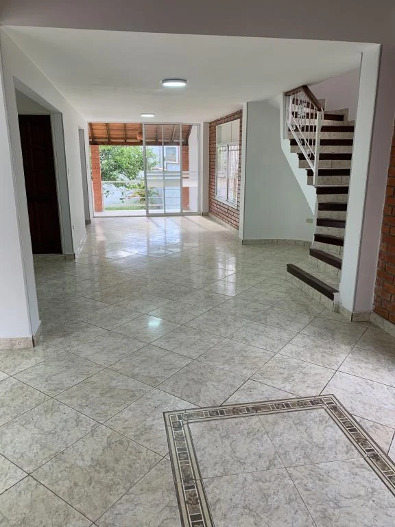 CASA 73 CONJUNTO PALMERAS II BARRIO BELLA ISLA 