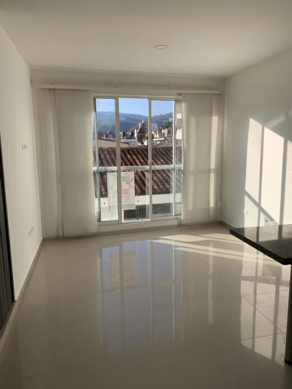 CALLE 10 NO. 8-87 APARTA-ESTUDIO 403 EDIFICIO CASTILLO DE SEVILLA BARRIO CENTRO 