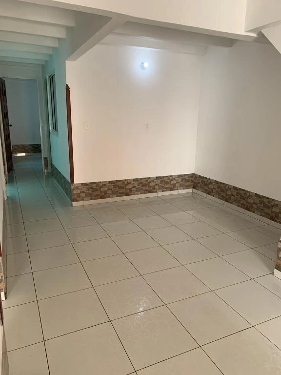 CALLE 5 NO. 12-35 APARTAMENTO PISO 1 BARRIO TORRES DEL CASTILLO