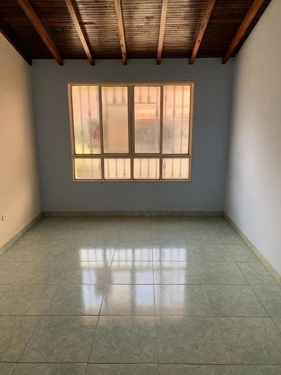 CARRERA 18 NO. 15-28 APARTAMENTO 201 BARRIO VILLA OLIMPICA 