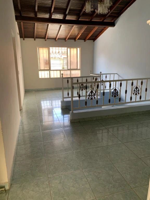 CARRERA 18 NO. 15-28 APARTAMENTO 201 BARRIO VILLA OLIMPICA 