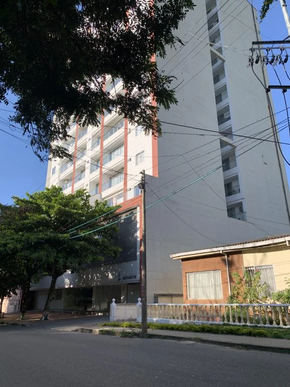 CARRERA 12 NO. 5-126 APARTAMENTO 401 EDIFICIO AQUARIUM BARRIO LA PLAYA 