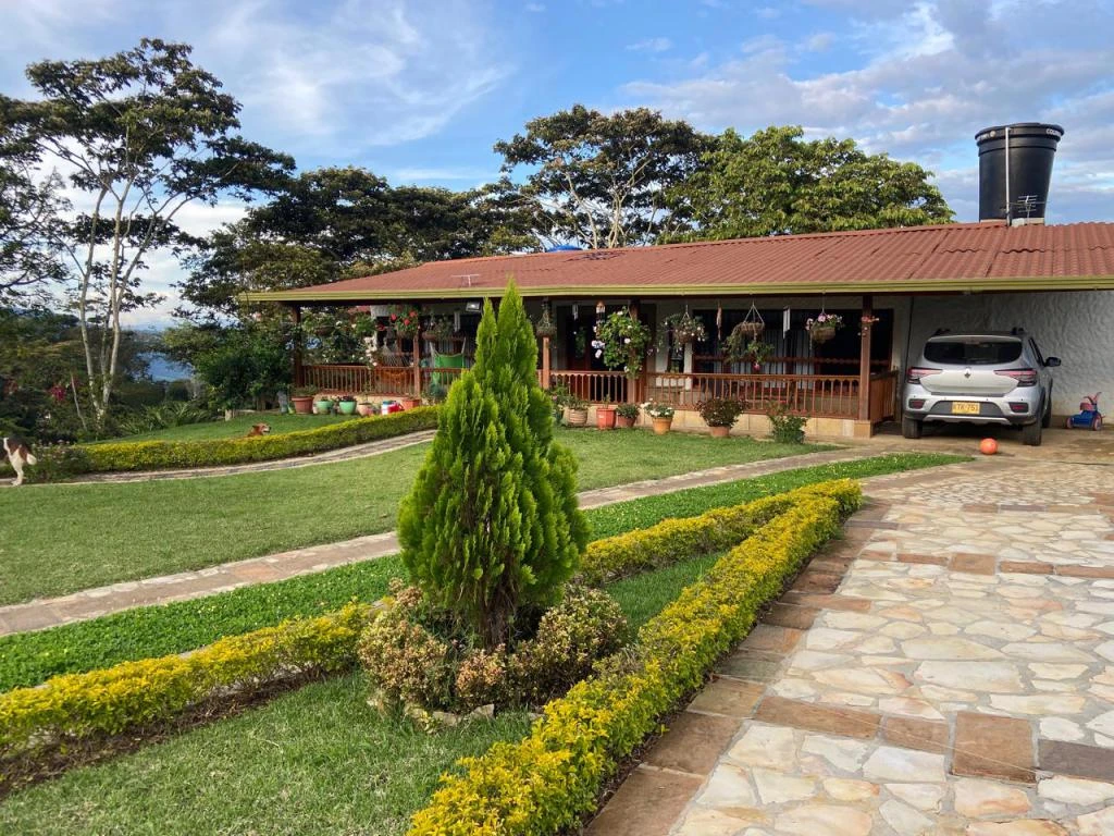 PARCELA CAMPESTRE NO. 2 MARIA VICTORIA MUNICIPIO PARAMO 