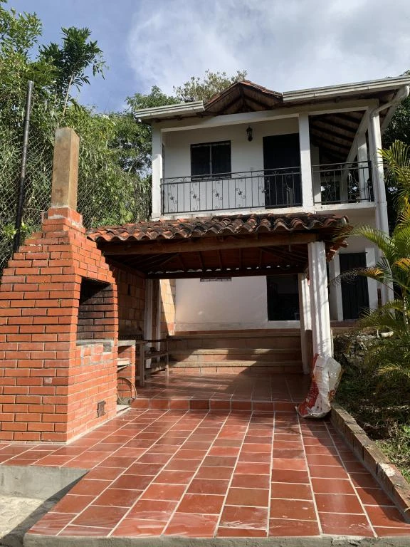 PARCELA NO. 6 AMOBLADO VEREDA CAMPO HERMOSO 