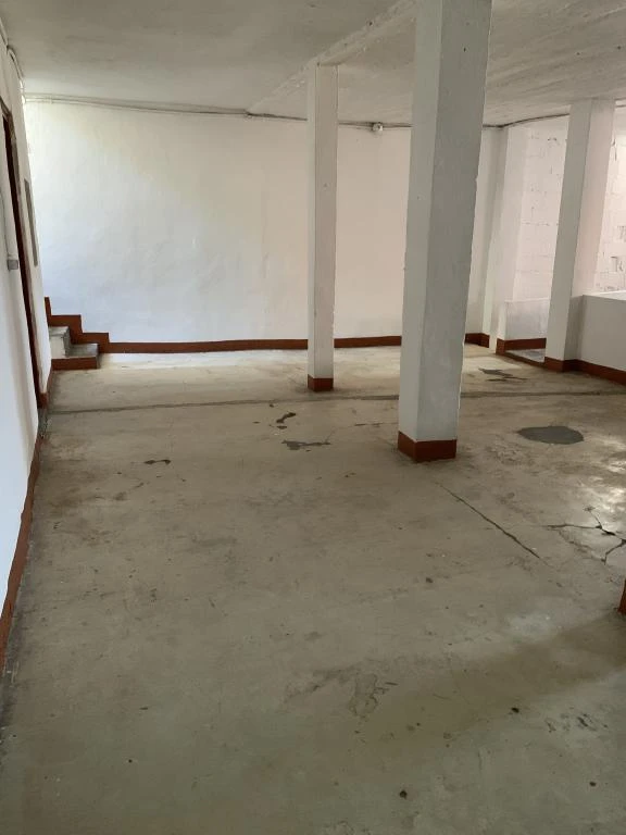 APARTAMENTO SOTANO BARRIO MARIA AUXILIADORA 