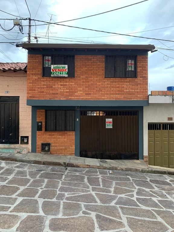 CASA CALLE 18 NO. 7-57 BARRIO CRISTO RESUCITADO 