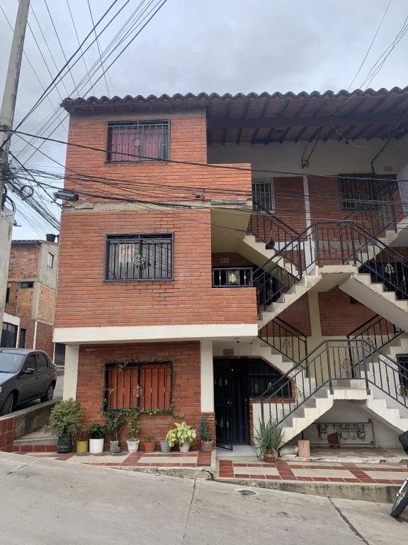 CALLE 21A NO. 3A-03 APARTAMENTO 208 BLOQUE A BARRIO CIUDAD FUTURO 