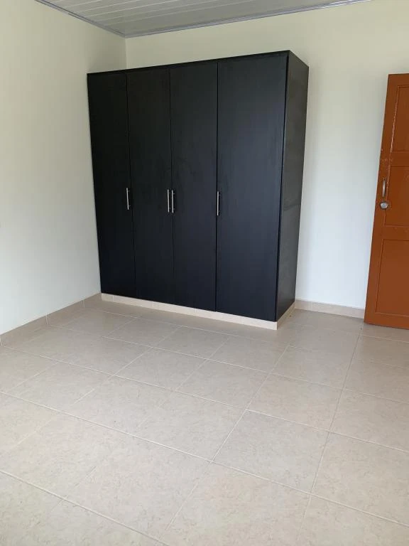 CARRERA 8 NO. 21-56 APARTAMENTO PISO 2 BARRIO EL VERGEL 