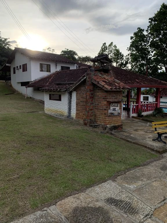 PARCELA- PREDIO RURAL EL NARANJITO VEREDA LUCHADERO VIA SAN GIL- SOCORRO