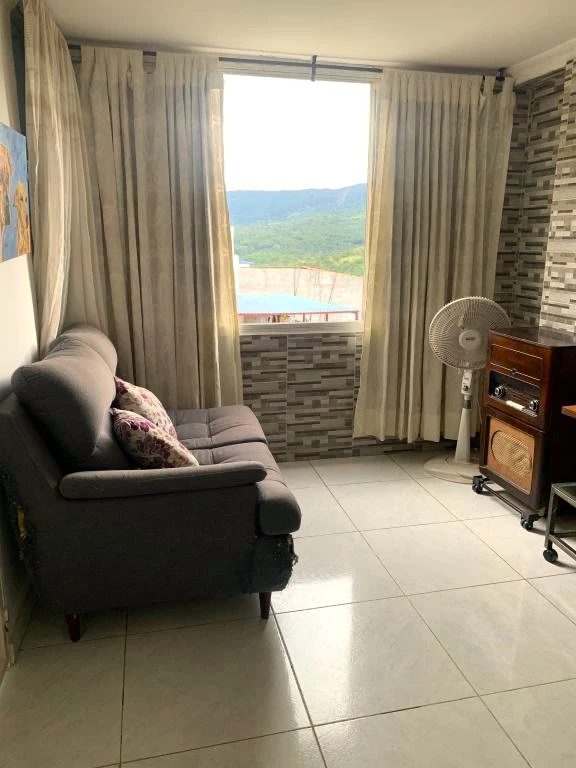 CALLE 32 NO. 11-27 APARTAMENTO 301 TORRE 133 BARRIO SAN LUIS