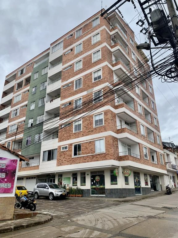 CALLE 14 NO. 5-67 APARTAMENTO 603 EDIFICIO ALTOS DEL SAN CARLOS 