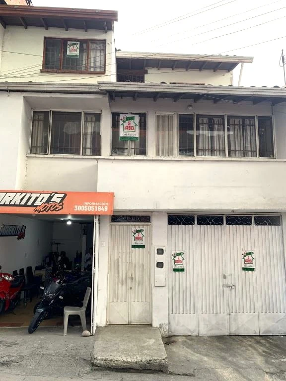 CALLE 9 NO. 10-21 APARTAMENTO PISO 2 BARRIO CENTRO 